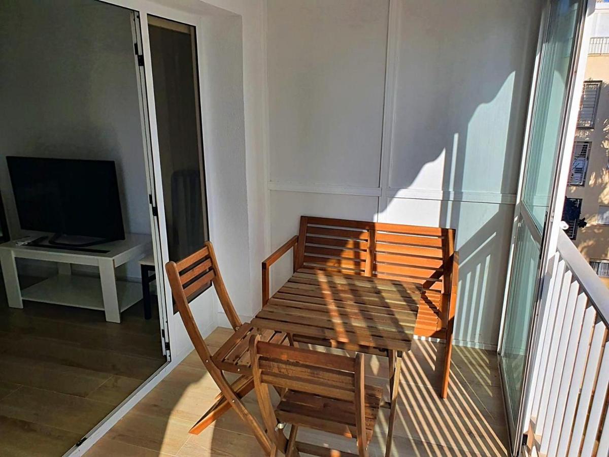 First Line Apartment With 3 Bedrooms And Seaviews Benidorm Extérieur photo